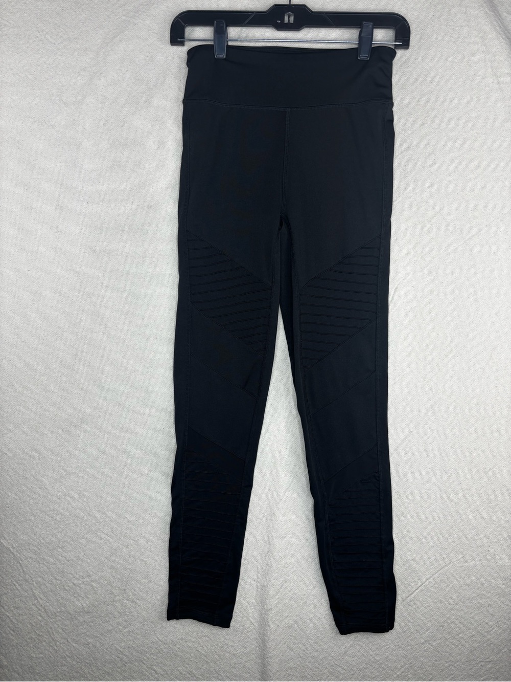Women’s S/M black leggings
